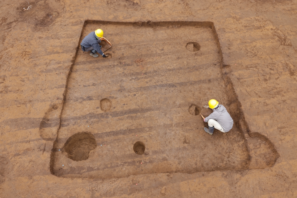 第５号竪穴建物跡（南から）